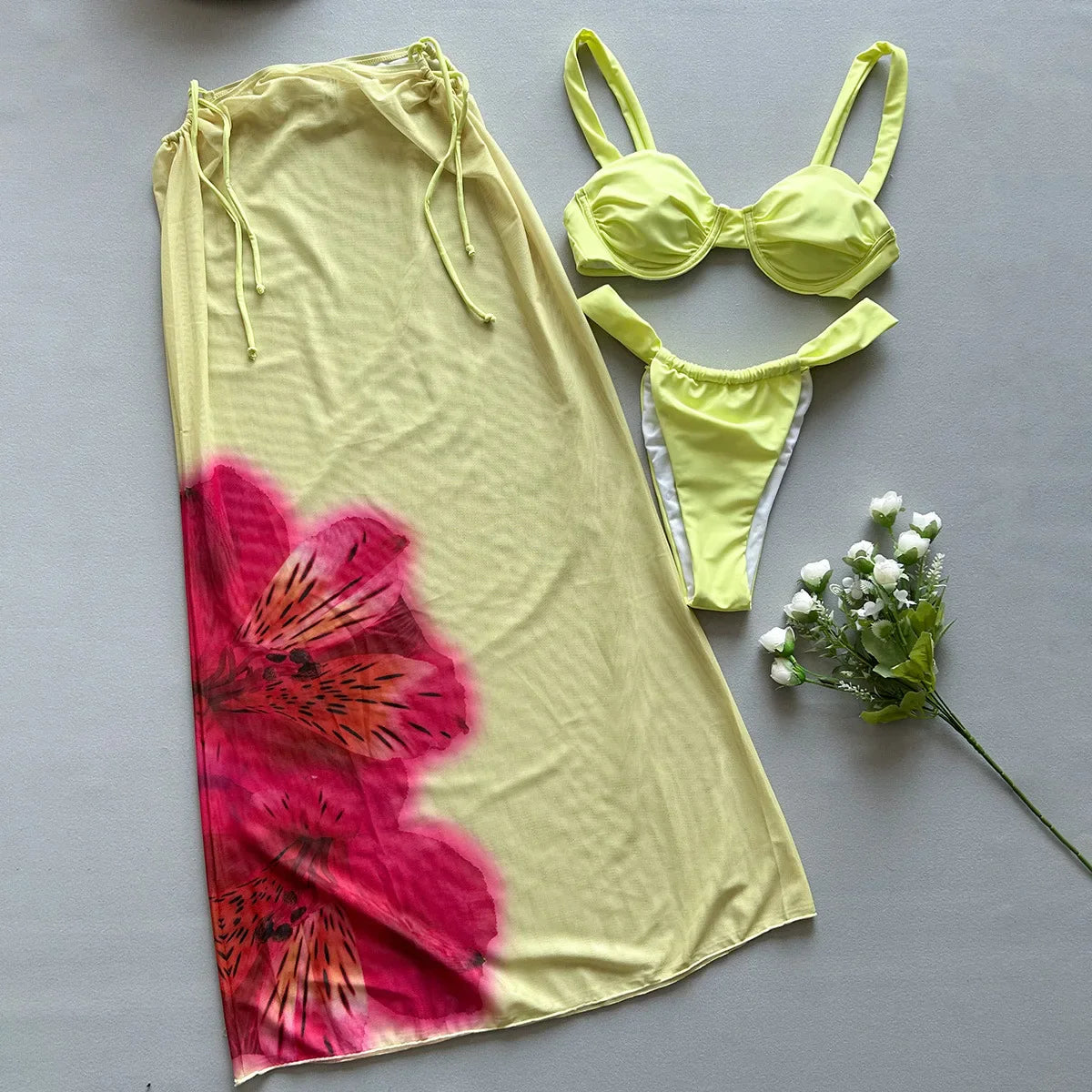 Hibiscus rose three piece swimsuit🌺🍍